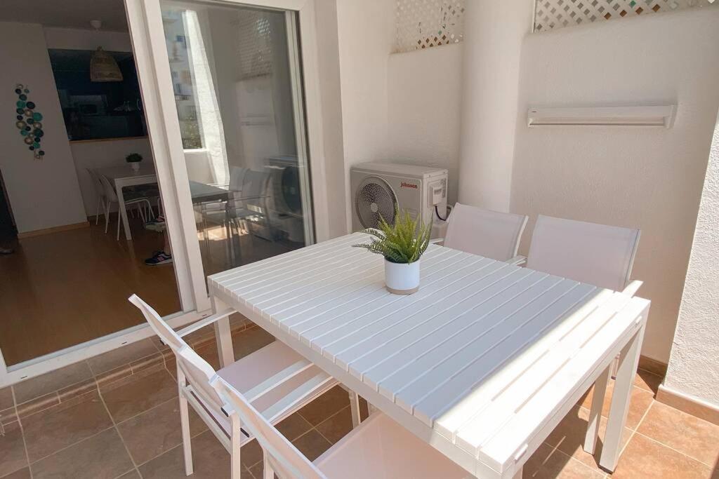 Blue Marina - Terraza, Piscina Y Wifi Gratis Apartment Roses Exterior photo